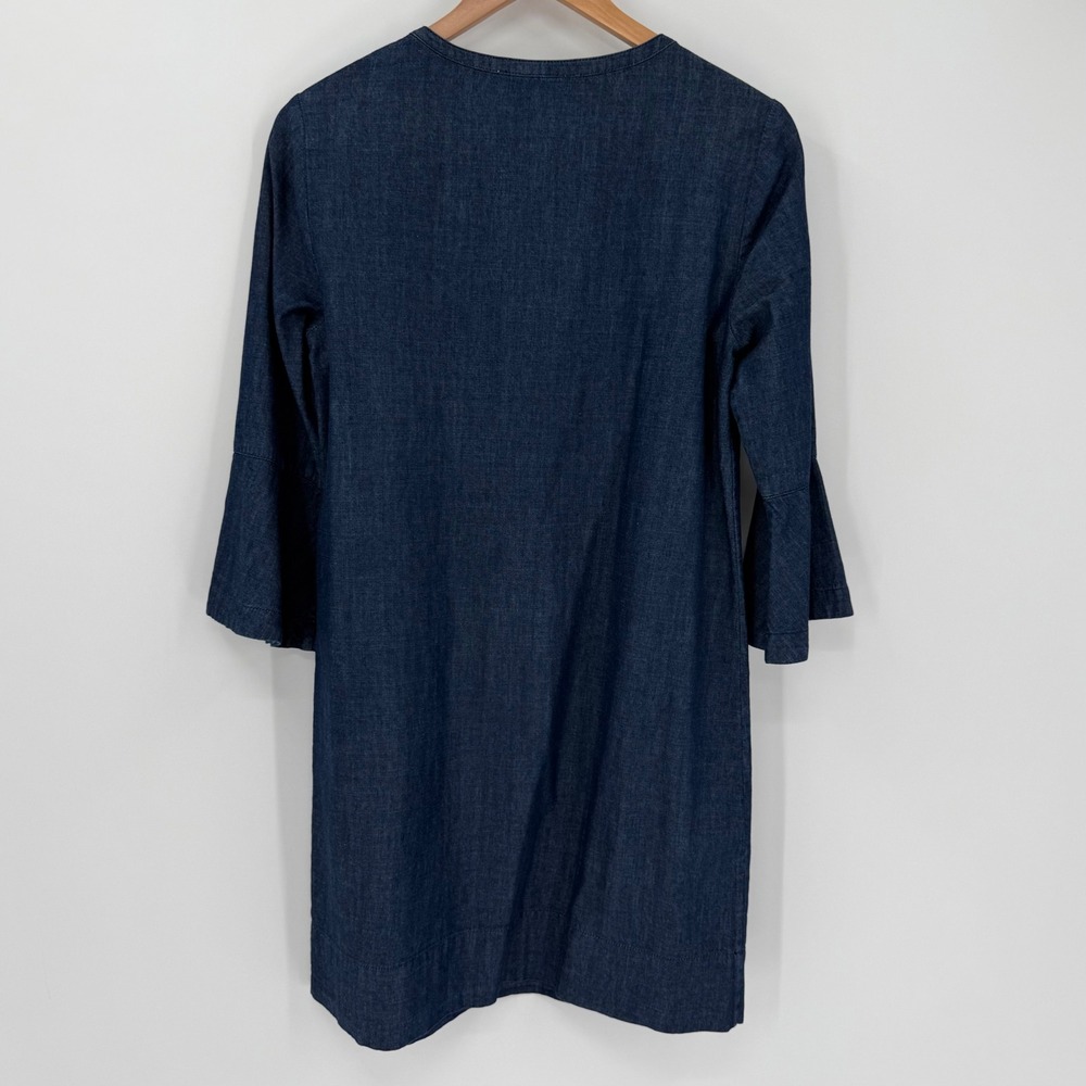 Draper James Chambray Shift Dress Ruffle Front Bell Sleeve Blue Size 6‎ - Picture 4 of 7